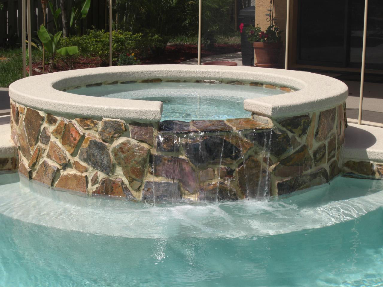 RIVER ROK™ Imperial White