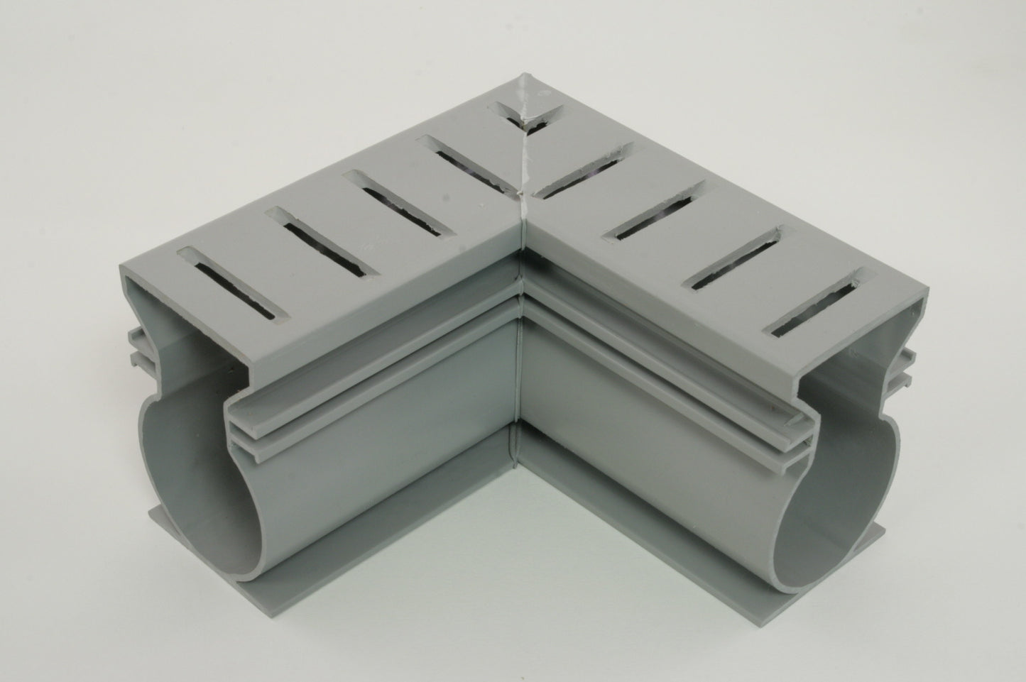 90 Degree Angle Super Drain